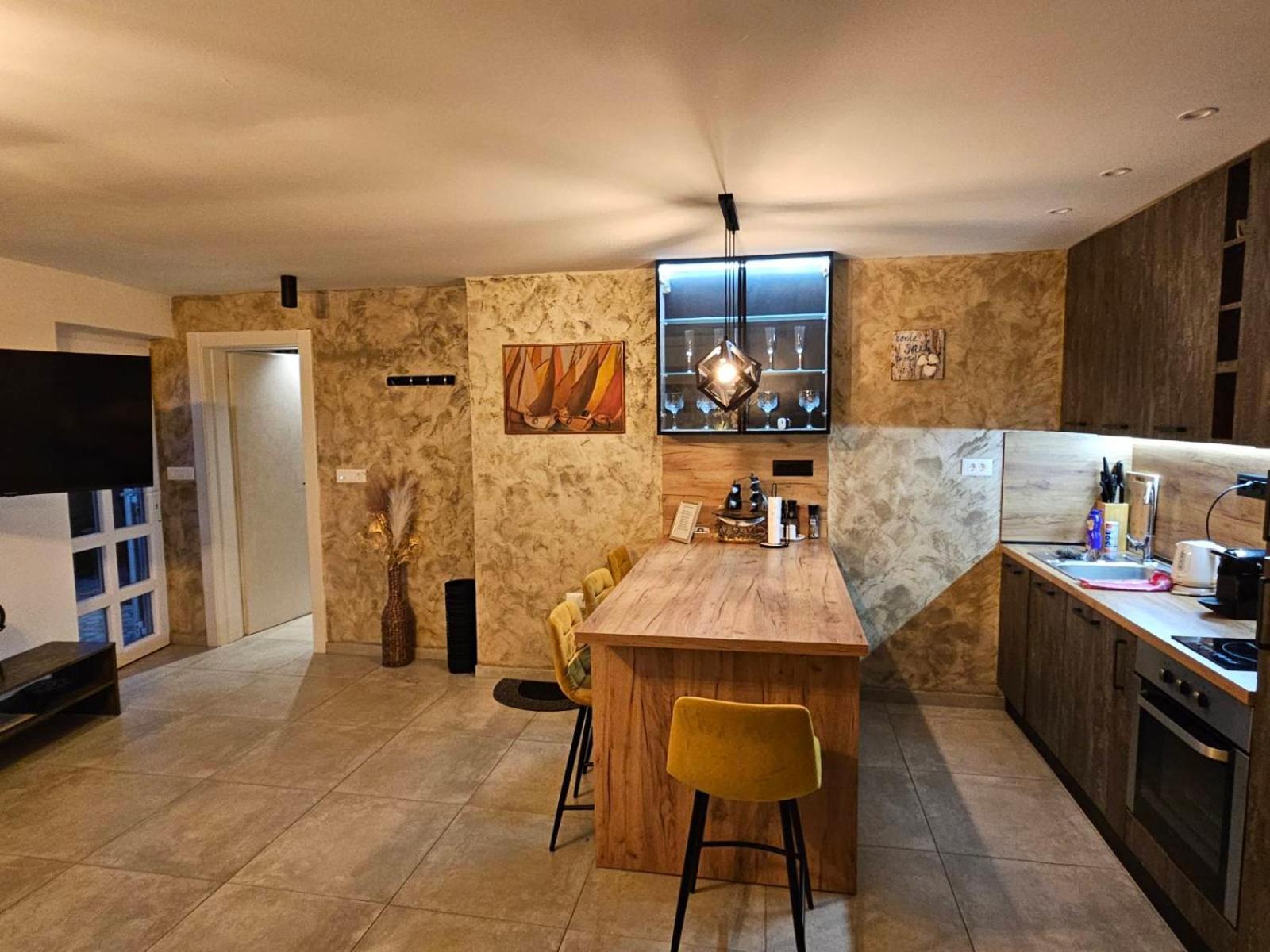 Apartman Noa Kastav Eksteriør bilde